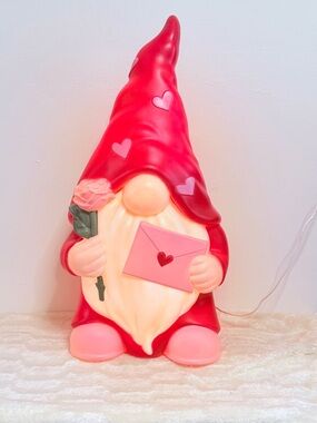 Cracker Barrel Red and Pink Valentine Gnome Figurine